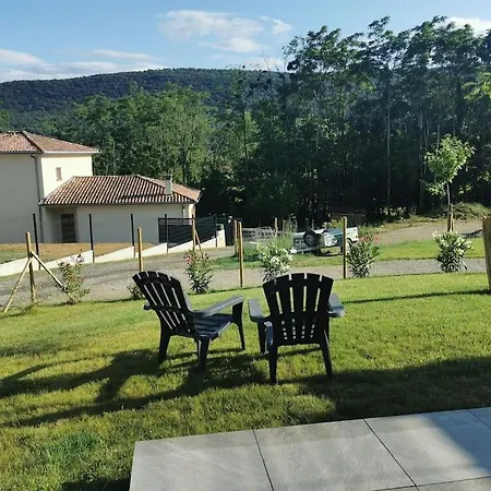 Gite La Coumette - Classe 3 Etoiles Holiday home Crampagna