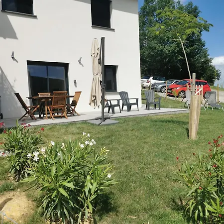 Gite La Coumette - Classe 3 Etoiles * Crampagna